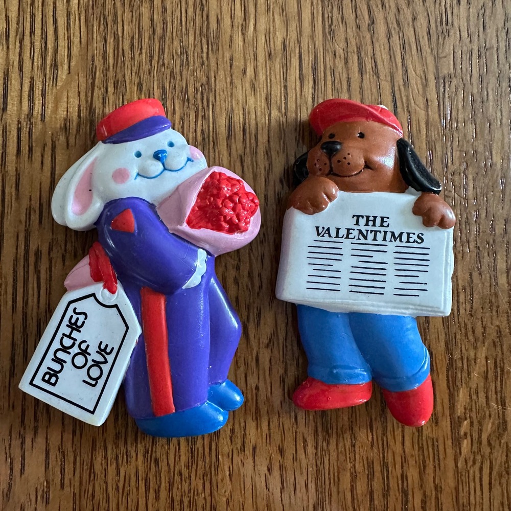 Vintage‎ Avon Refrigerator Magnet Set Unisex Multicolor 1992 Valentine Dog Bunny
